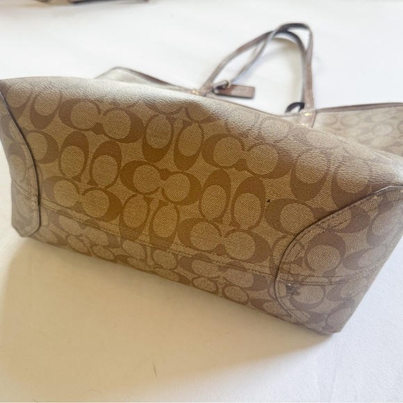 Coach F36658 Signature Reversible PVC City Tote Brown - Picture 6 of 11